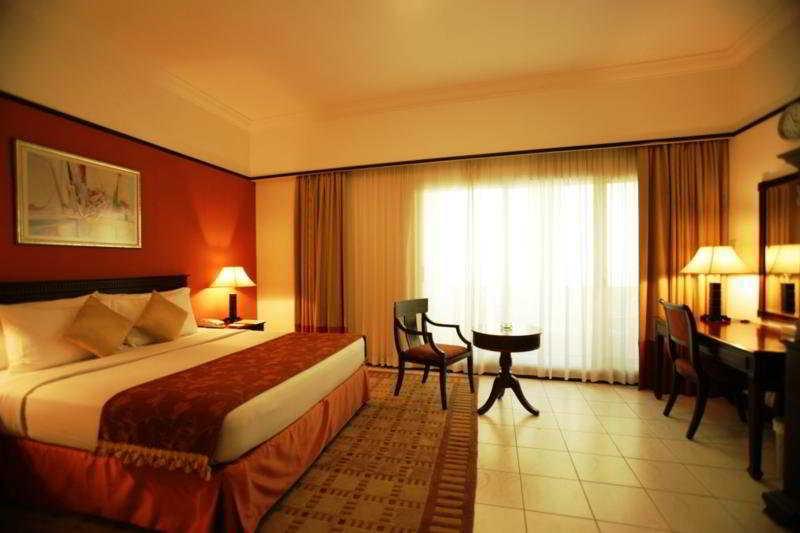 Savoy Crest Hotel Apartments Dubai Eksteriør billede